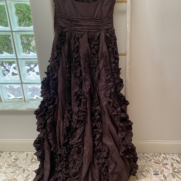 Escada Germany Luxury 100% Silk Brown Off The Shoulder Gown Maxi Dress Size 38 - Picture 3 of 11